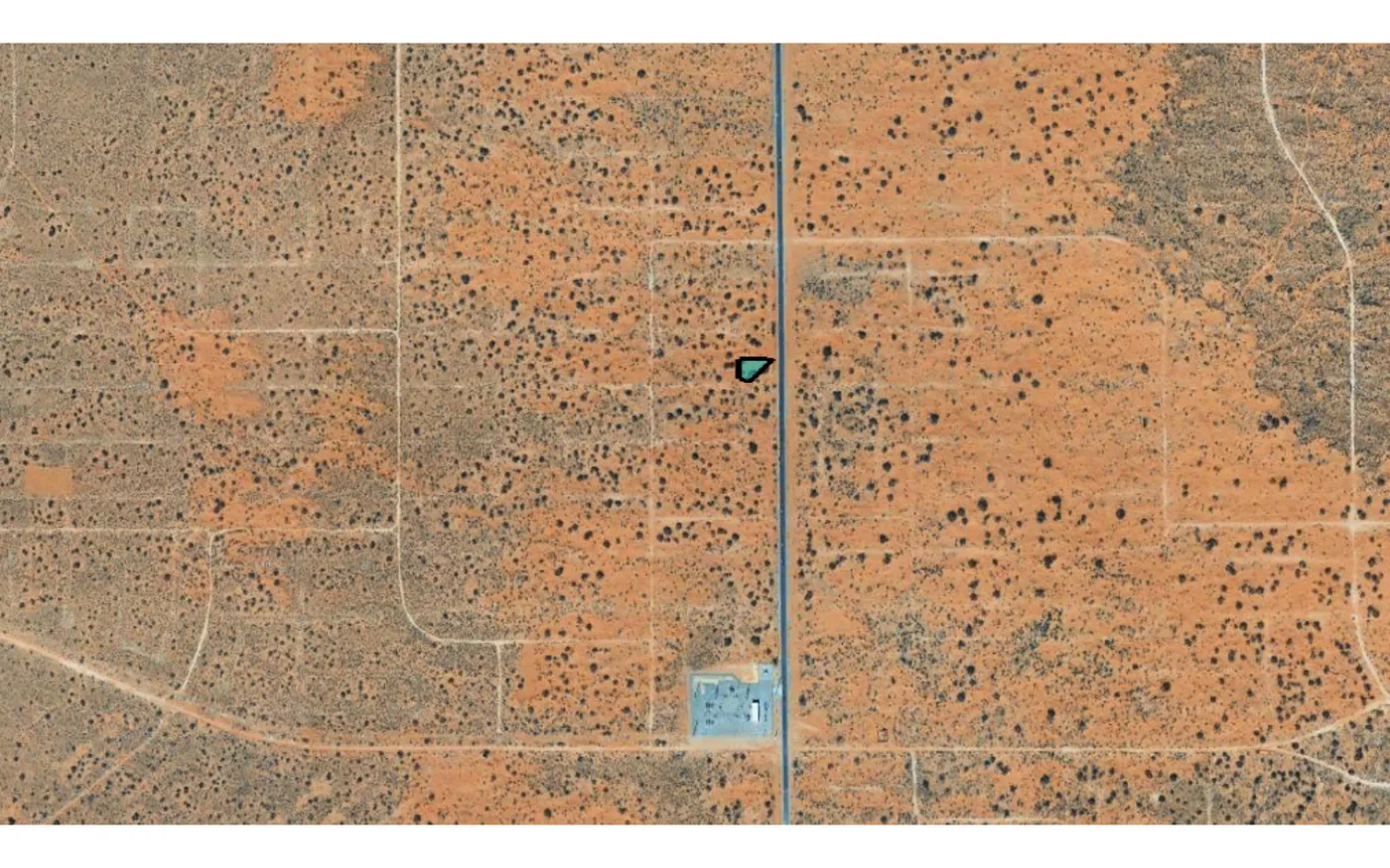 0.32 Acre lot off TBD Dr in El Paso, Texas! INVEST NOW!!-H784-045-0010-0320, photo 4